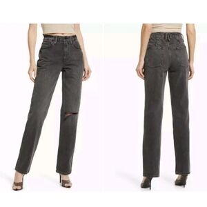 Nwt Good American mom jean W28